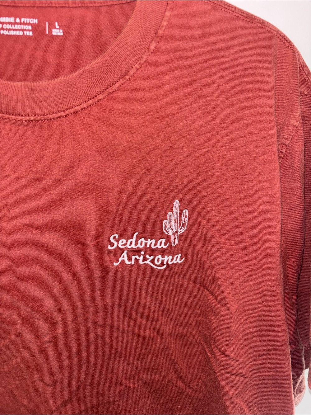 T-Shirt - Picture 2 of 7